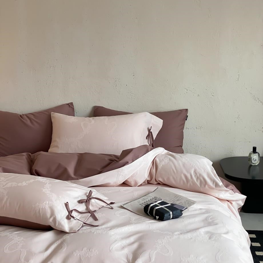 Soft Jacquard Bedding Set