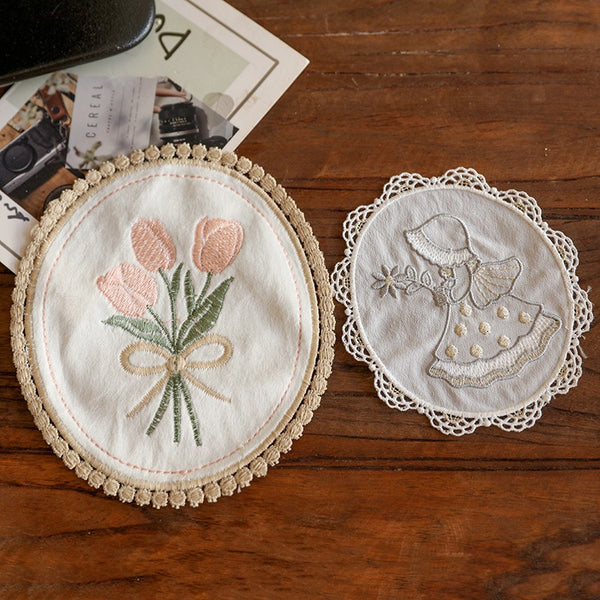 Royal Lace Coaster Set