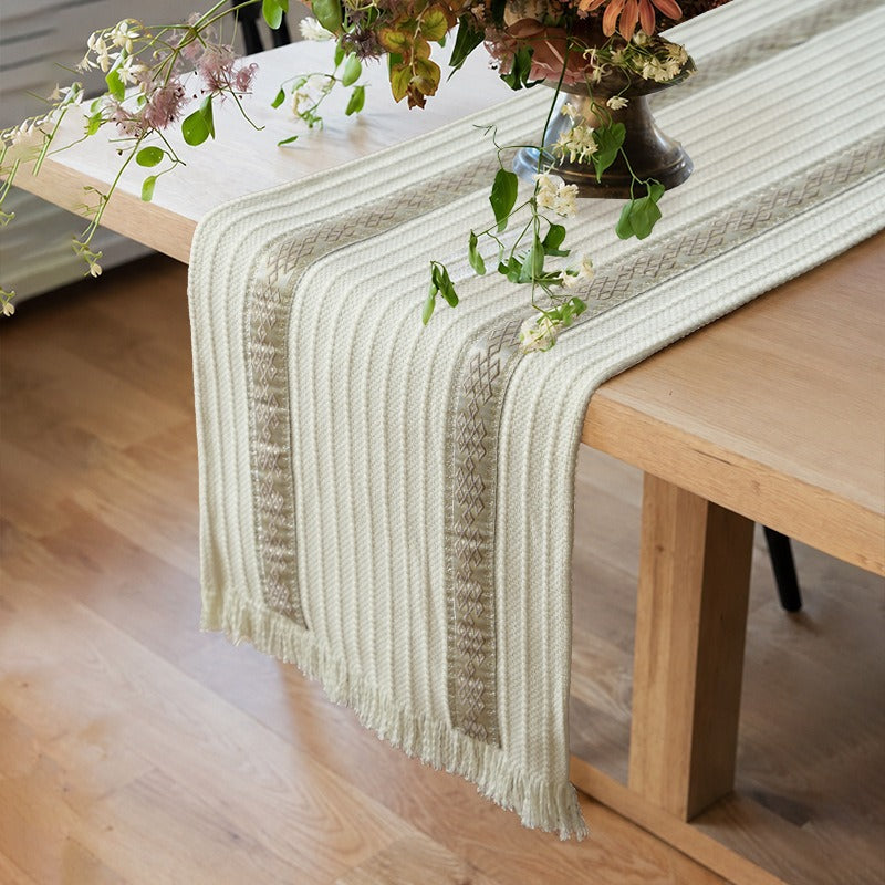 Heritage Diamond Table Runner
