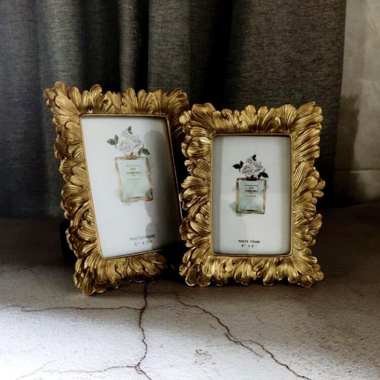 Gold Scroll Photo Frame Set
