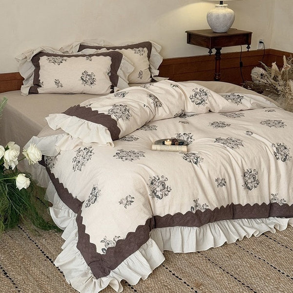 Chocolate Rose Bedding Set