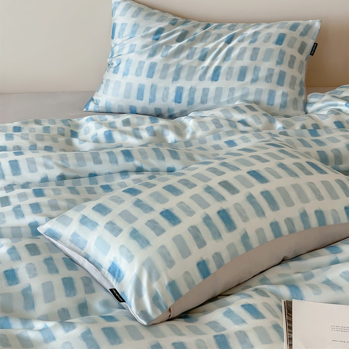 Icy Luster Bedding Set Collection