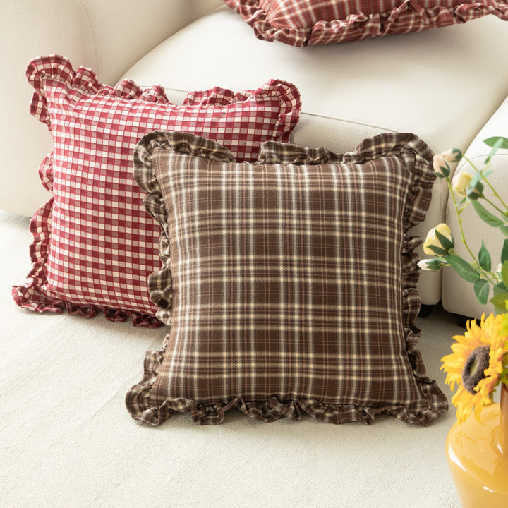 Retro Line Ruffle Cushion