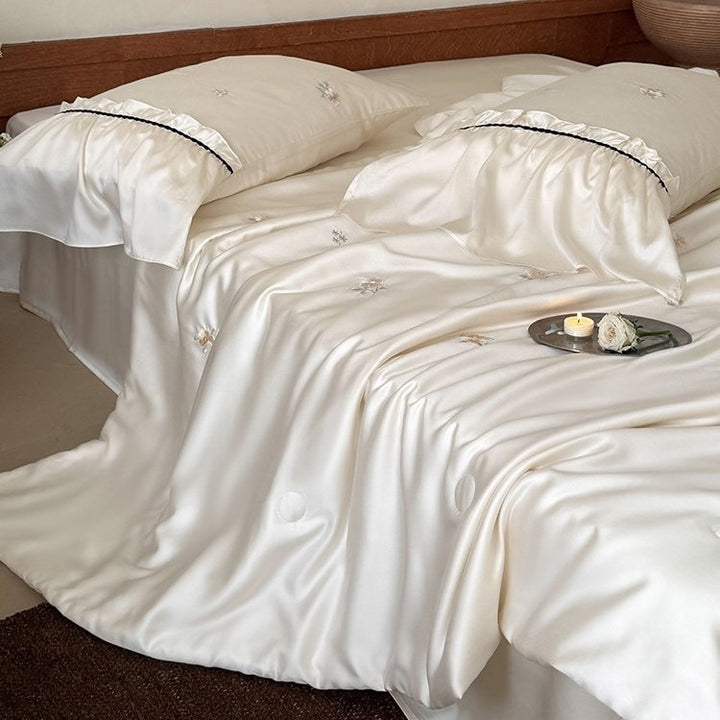 Vintage Rose Lyocell Summer Quilted Blanket