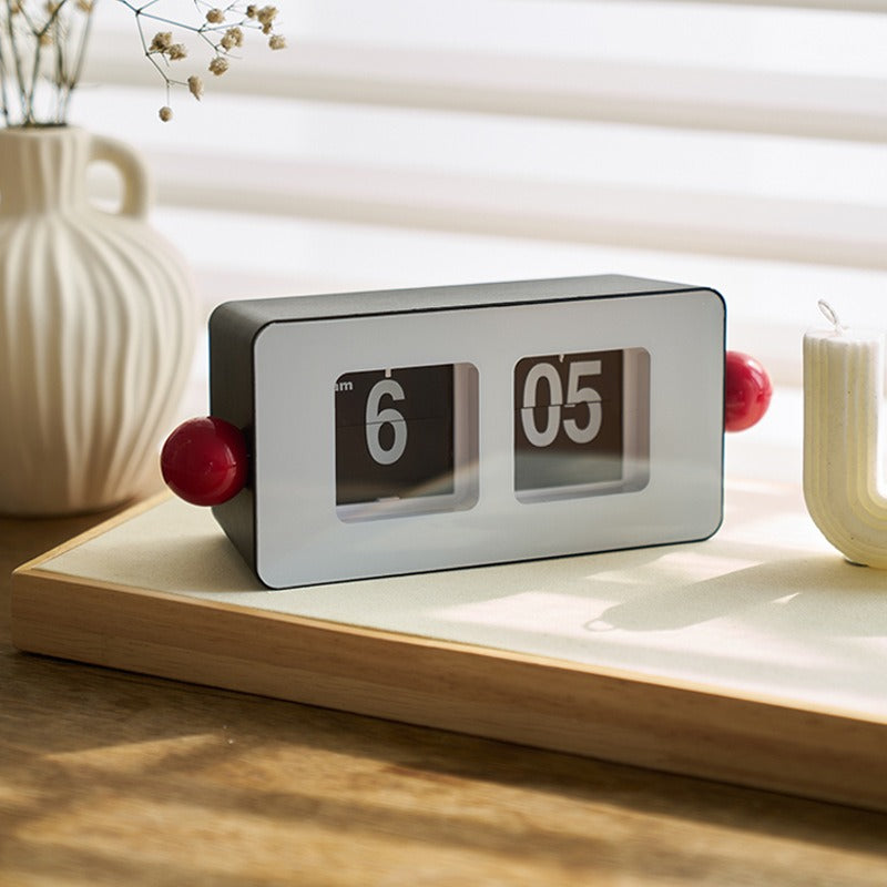 Funky Docky Desk Clock