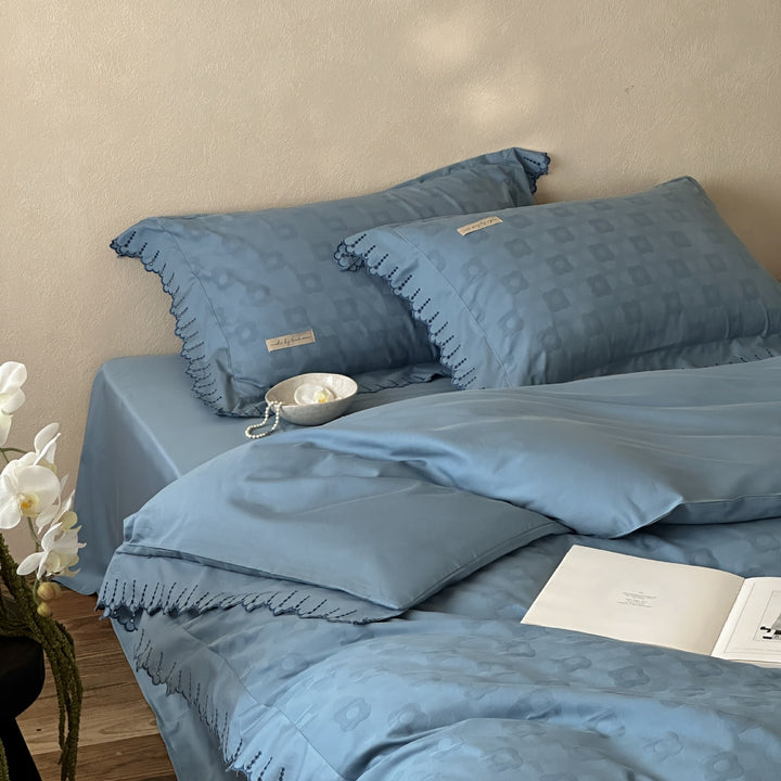 Blue Floral Bedding Set