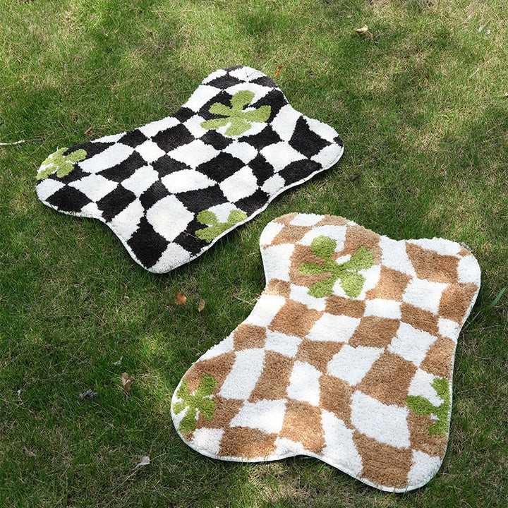 Wavy Checker Lucky Rug