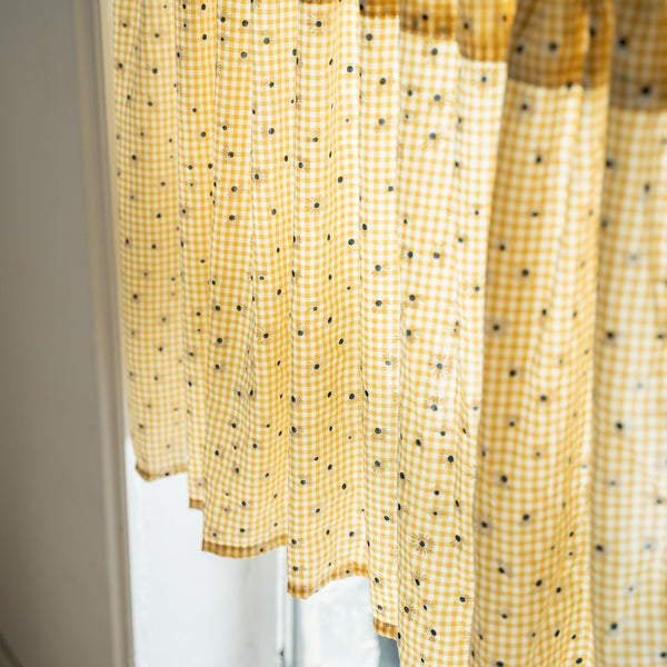 Retro Daisy Gingham Curtain