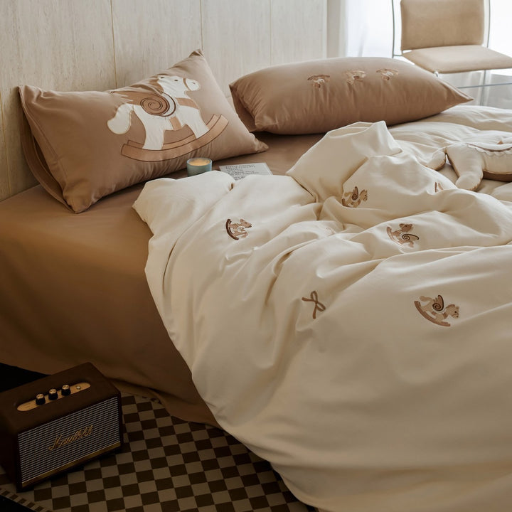 Hobbyhorse & Bow Bedding Set