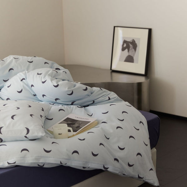 Calmly Moon Bedding Set