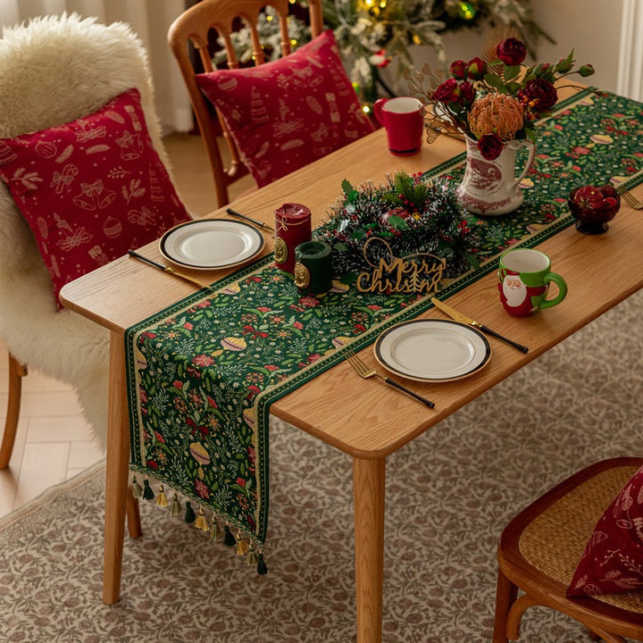 Xmas Garden Table Runner