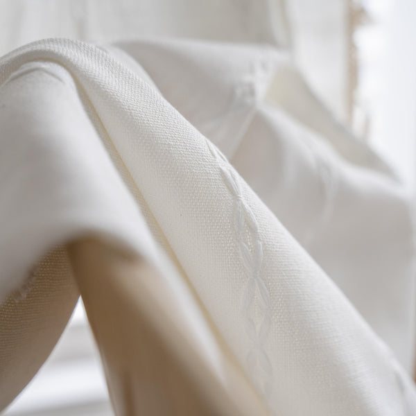 Magic Line Curtain