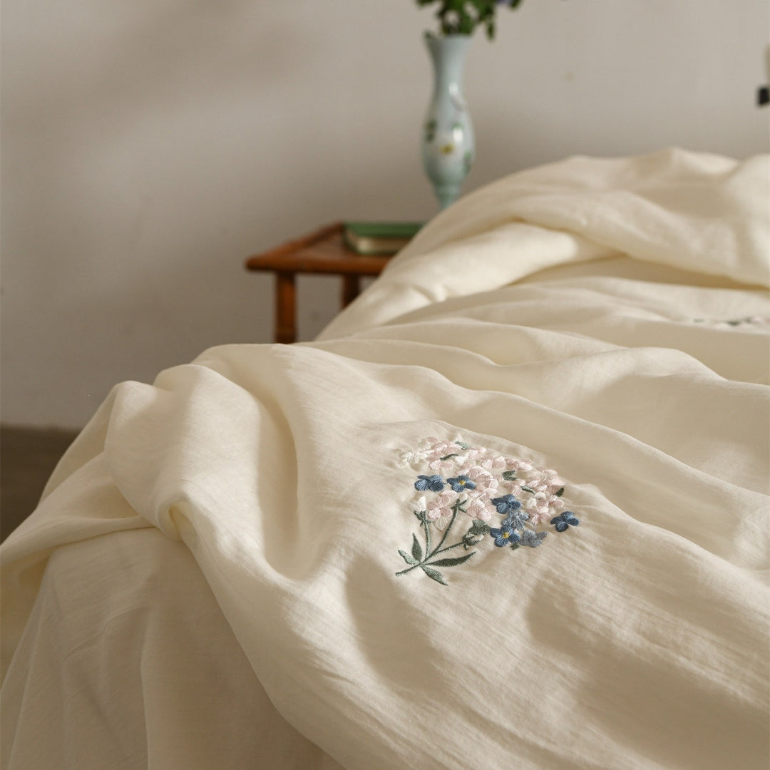 Cottage Wildflower Summer Quilted Blanket