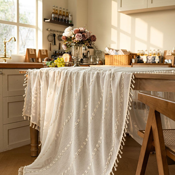 Farmhouse Pom Pom Tassel Tablecloth