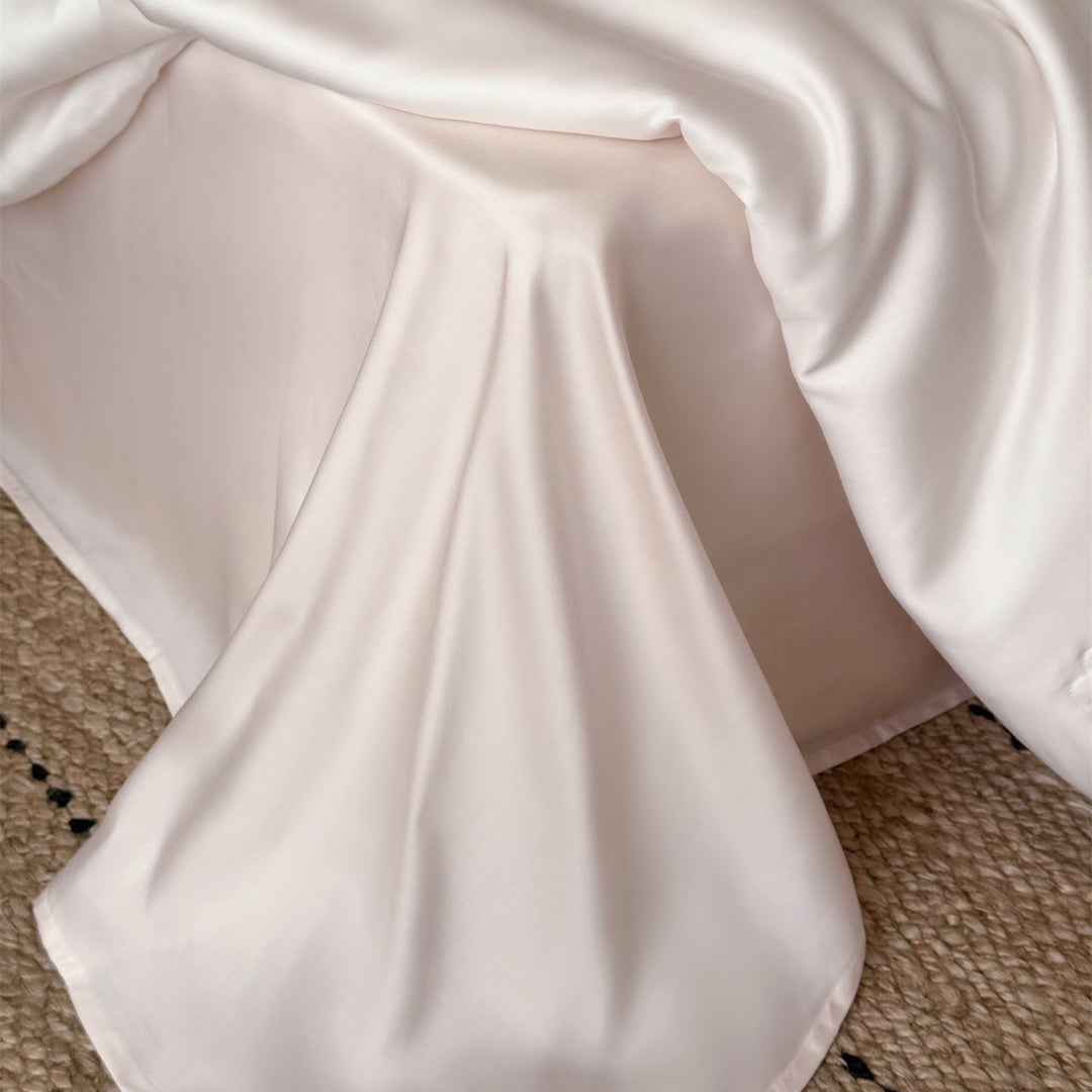Mini Bloom Lyocell Summer Quilted Blanket