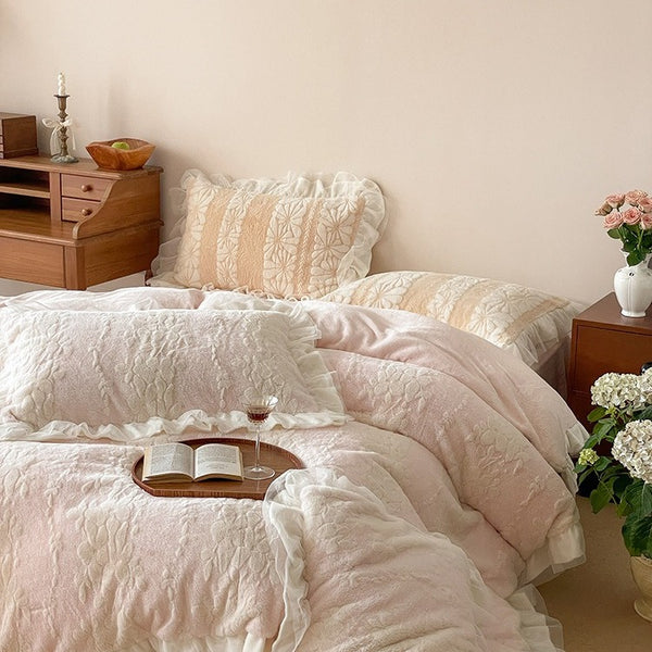 Miss Daisy Bedding Set