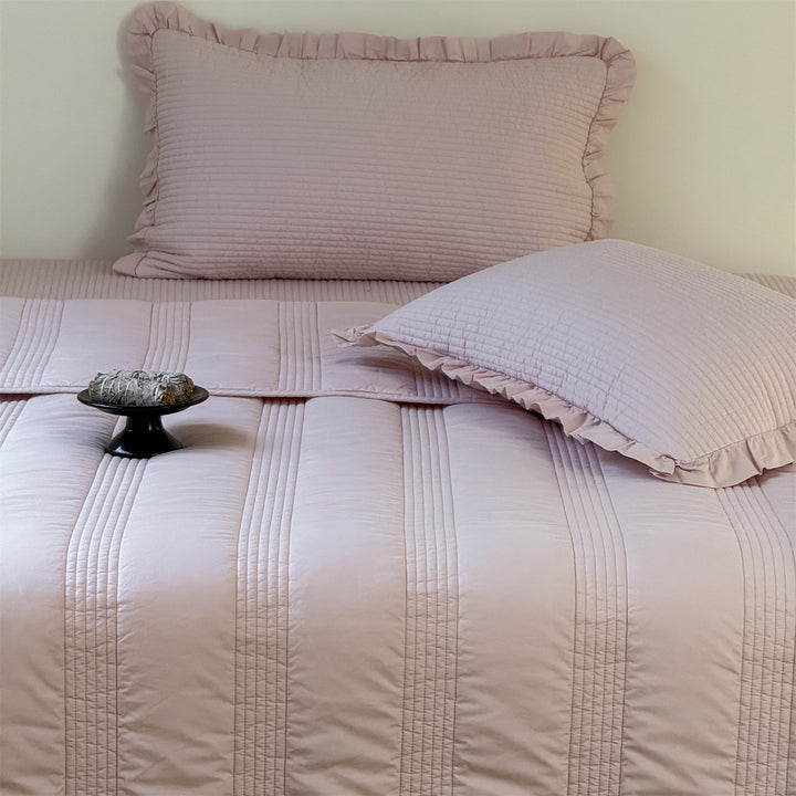 Soft Cream Bedding Set