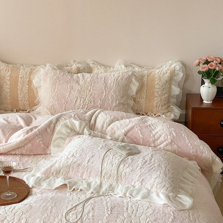 Miss Daisy Bedding Set