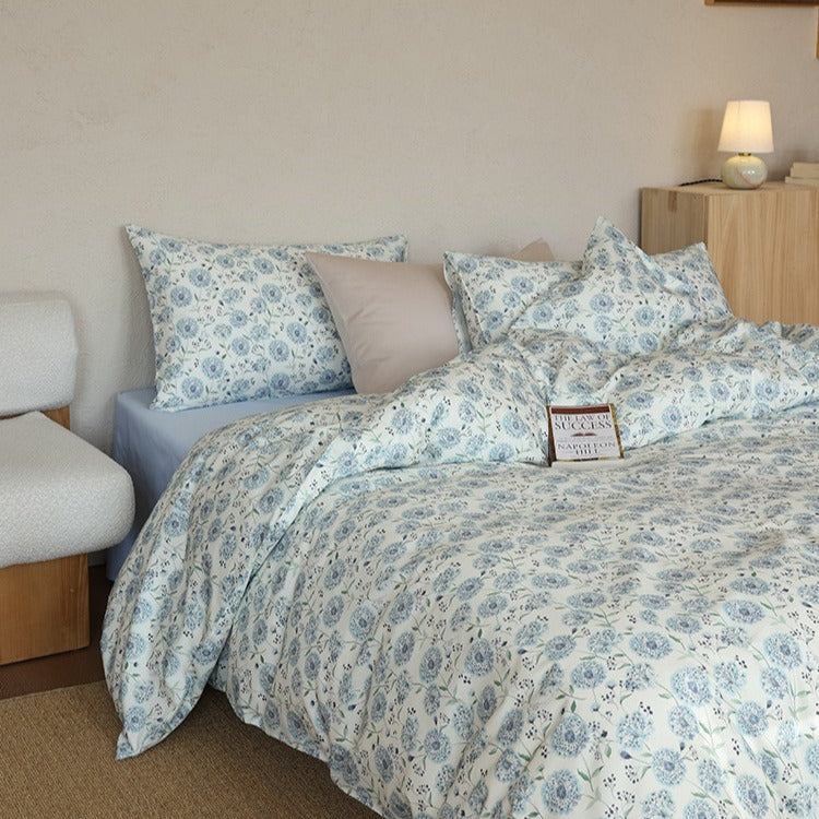 Blue Breeze Bedding Set