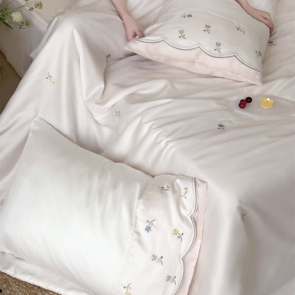 Mini Bloom Lyocell Bedding Set
