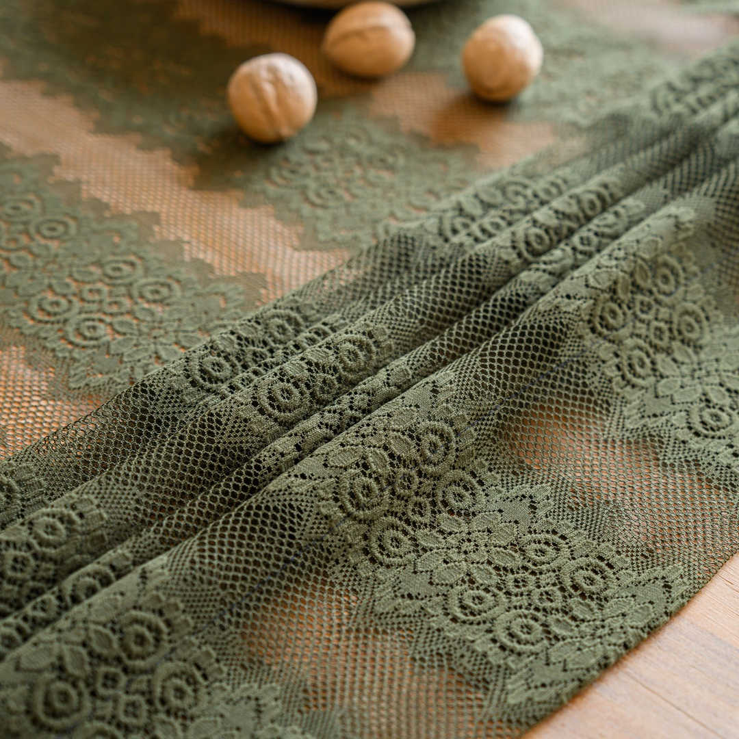 Retro Stripe Lace Tablecloth