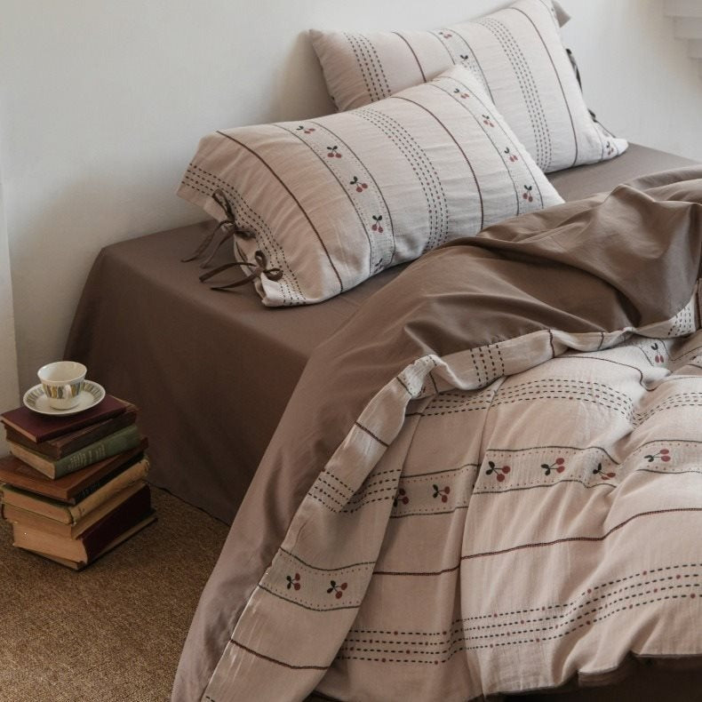 Cherry Memoir Cotton Bedding Set
