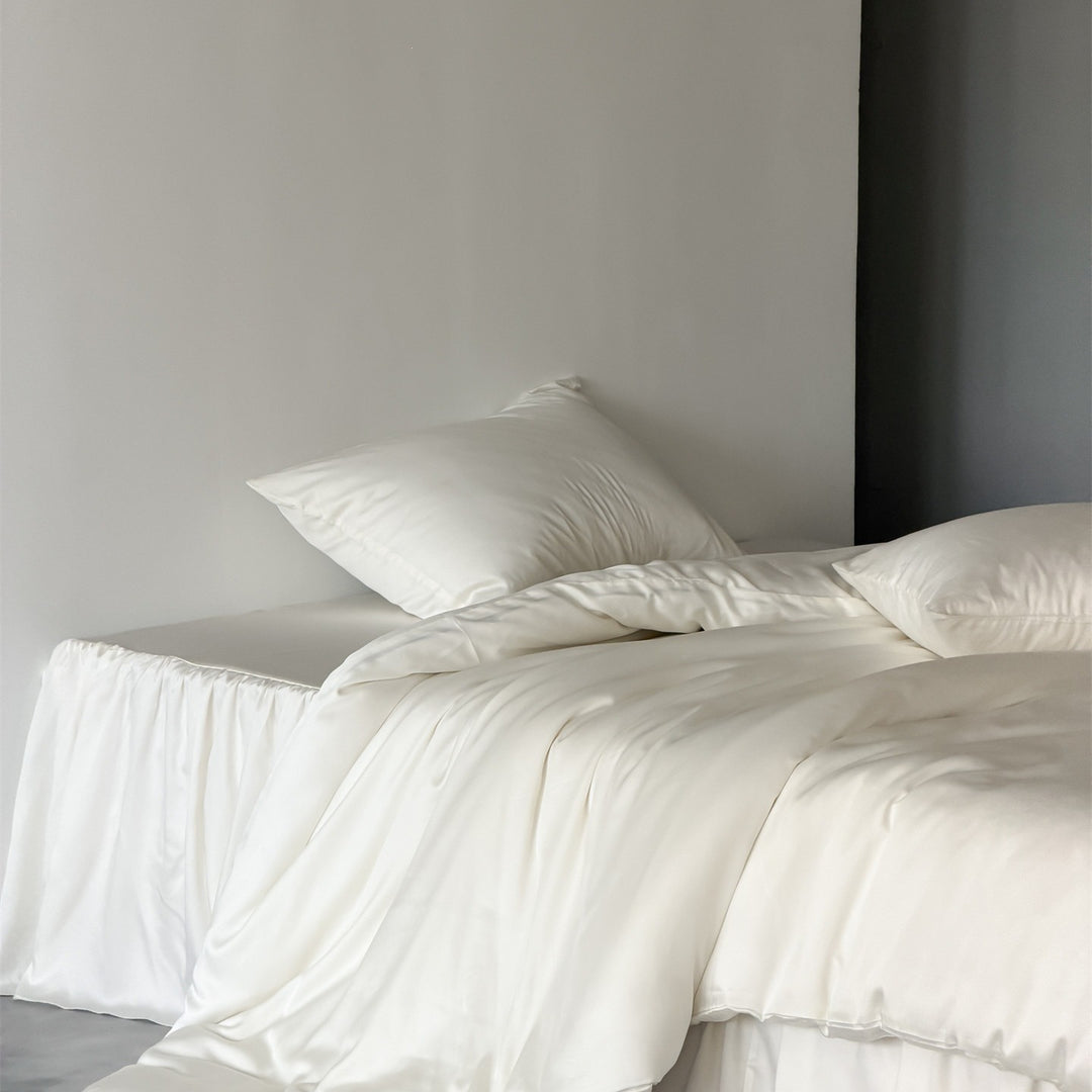 Ruffle Skirt Silky Bedding Set