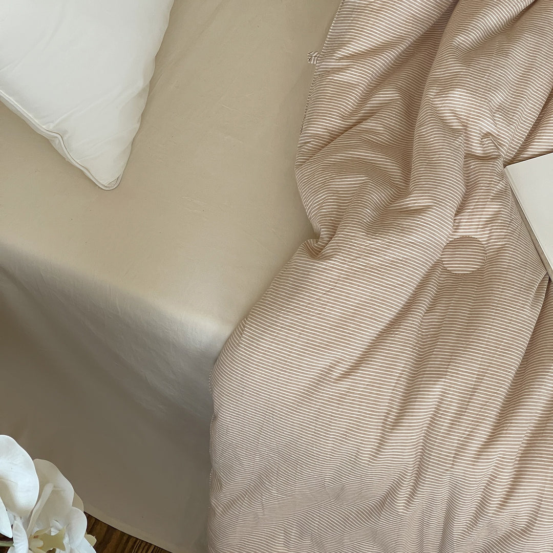 Minimalist Stripe Summer Quilted Blanket