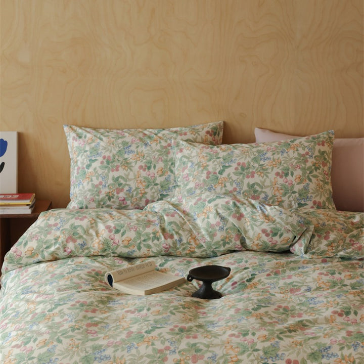 Green Party Bedding Set