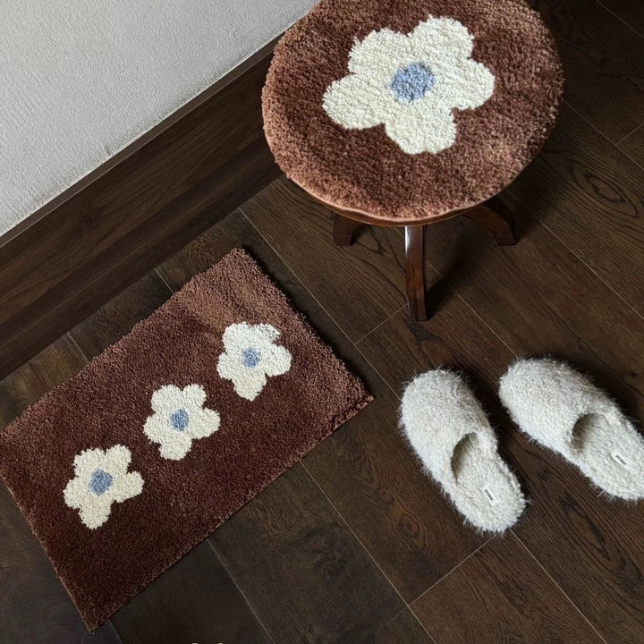 Mocha Daisy Rug