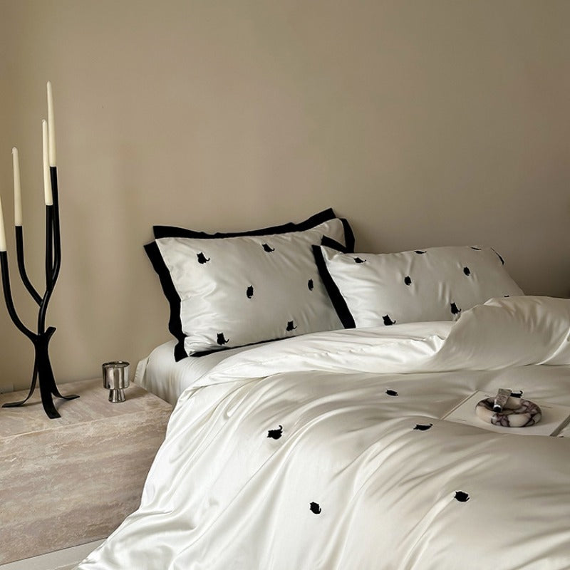 Black Line Bedding Set Collection - Kitty