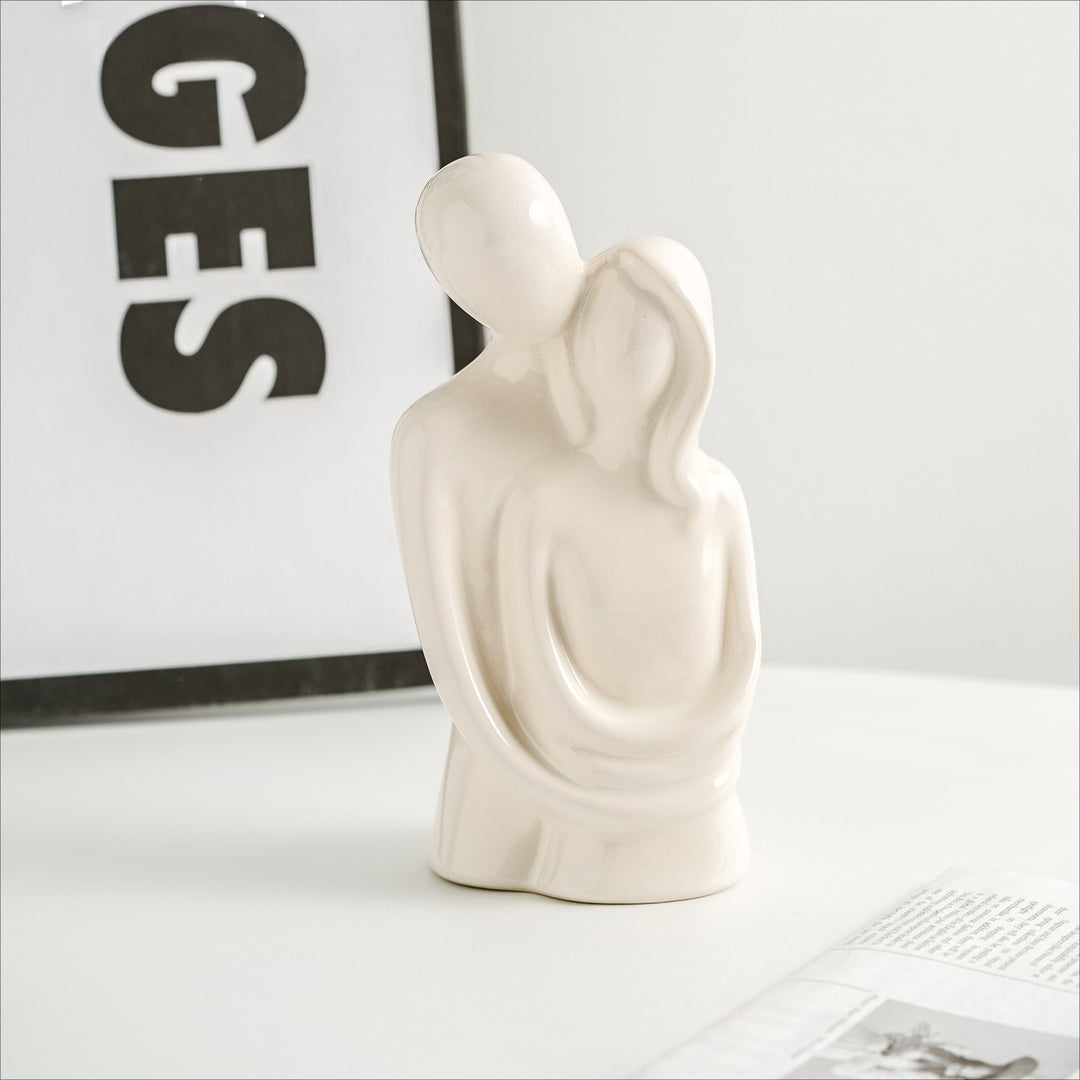 Hugging Couple Ceramic Decor
