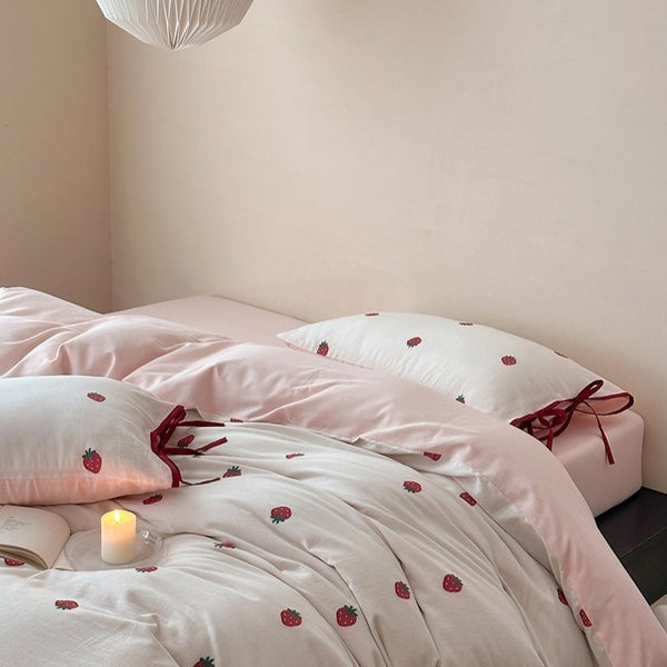 Strawberry Marshmallow Bedding Set