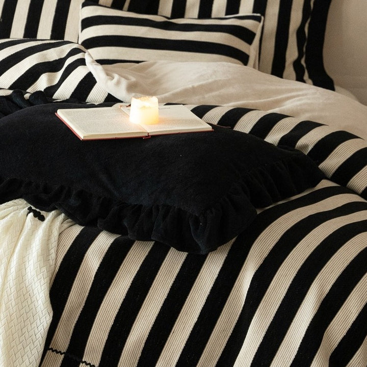 Warm Stripe Plus Bedding Set