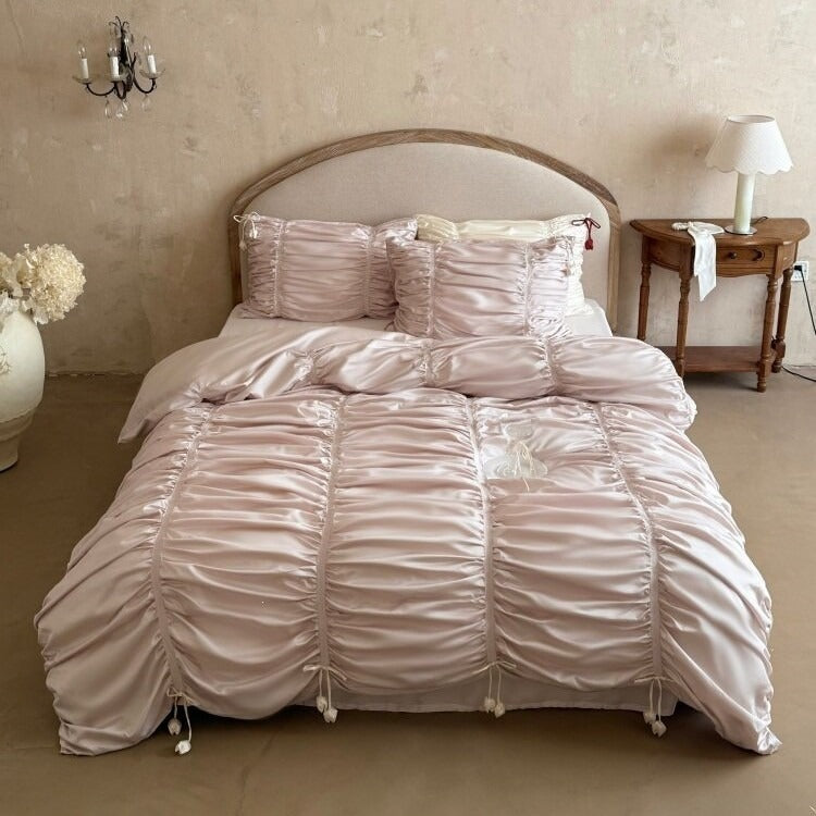 Fragrant Satin Bow Bedding Set