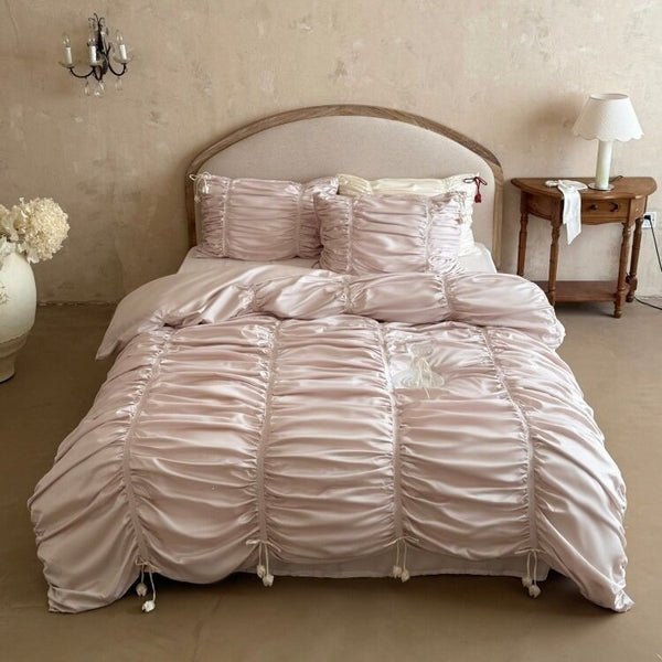 Fragrant Satin Bow Bedding Set