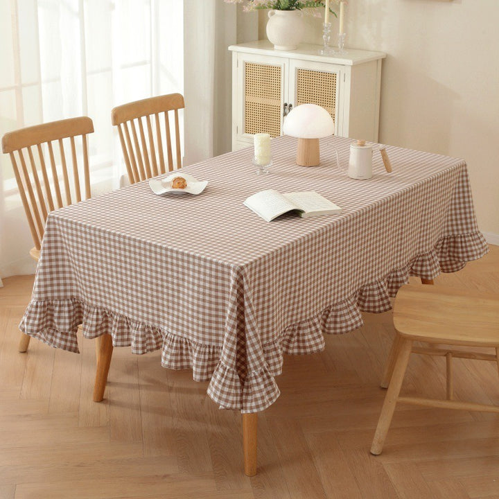 Dreamy Gingham Frill Tablecloth