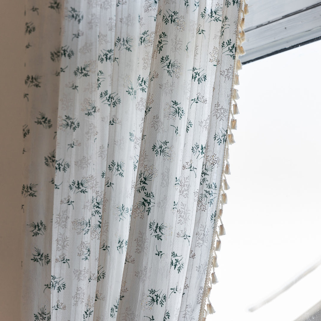 Fresh Grass Tassel Curtain