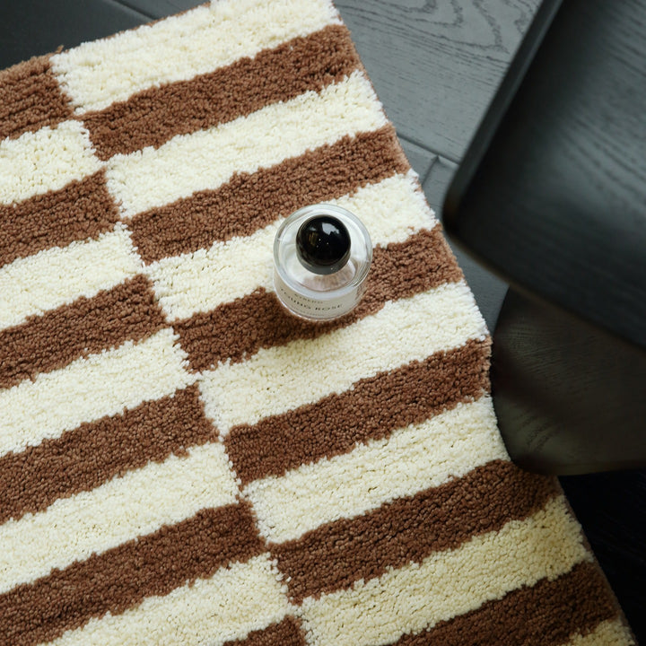 Vintage Checker Fluffy Rug