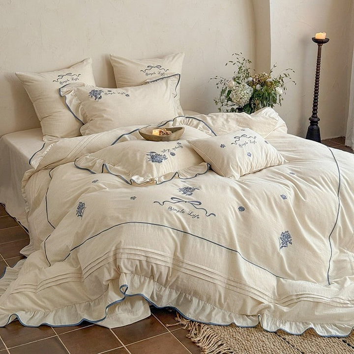 Simple Life Floral Bedding Set