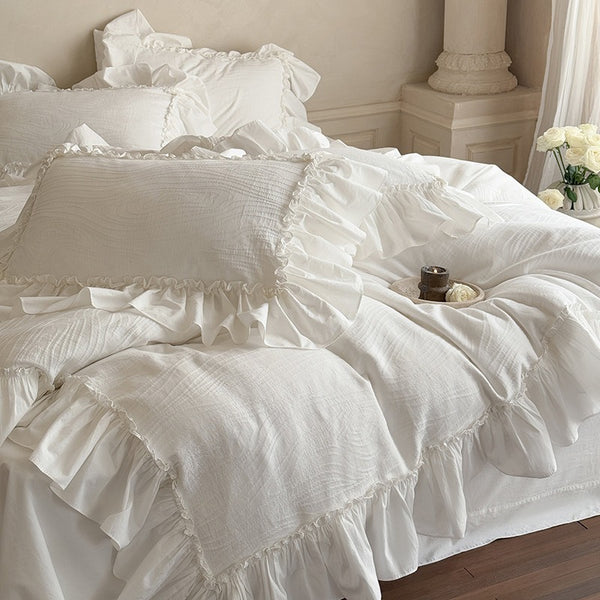 Time Line Bedding Set