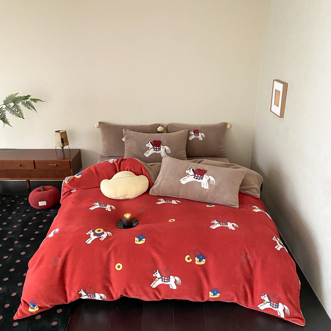 Rich Pony Bedding Set