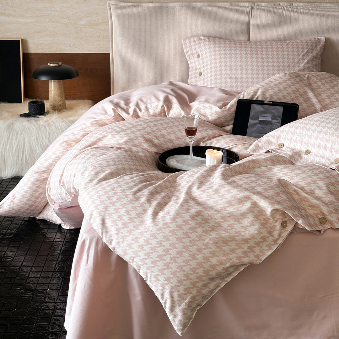 Lumina Houndstooth Bedding Set