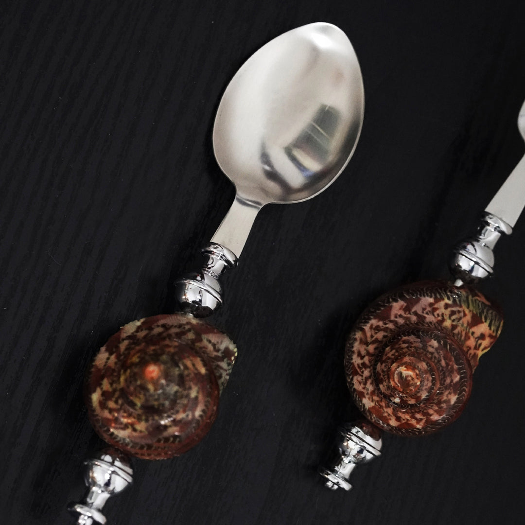 Patterned Conch Cutlery Collection