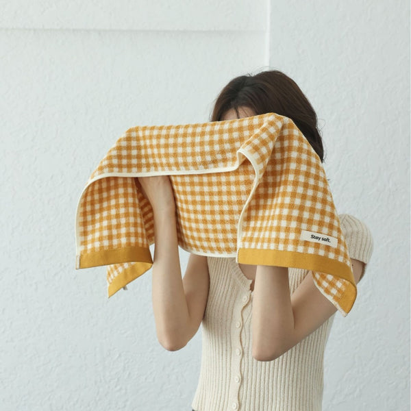 Minimalist Checkered Towel