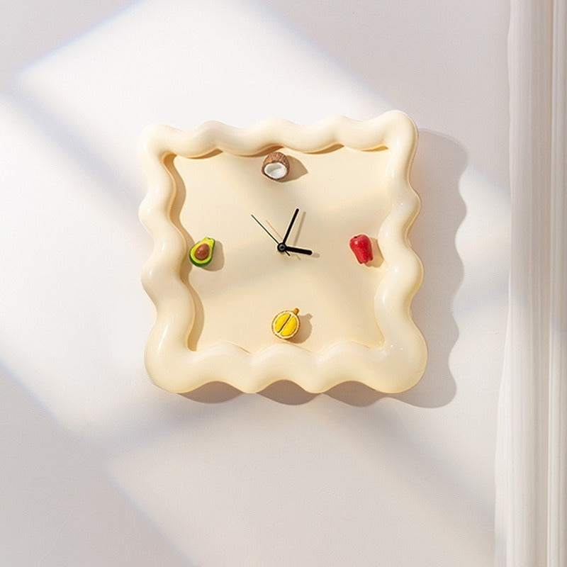 Wavy Edge Clock