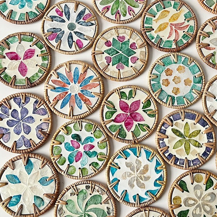 Shell Art Round Coaster Set