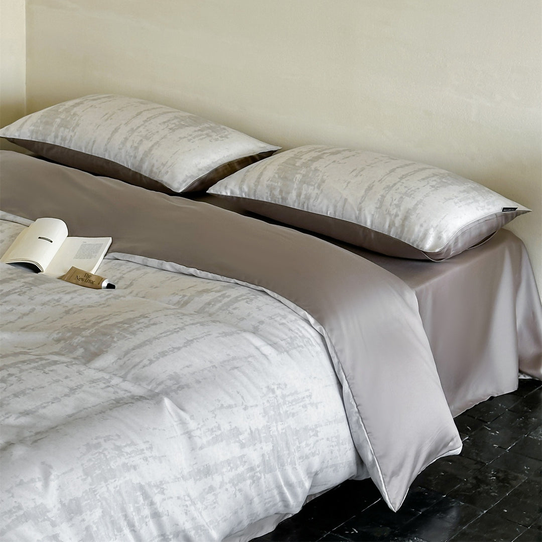Moonlit Pebble Bedding Set