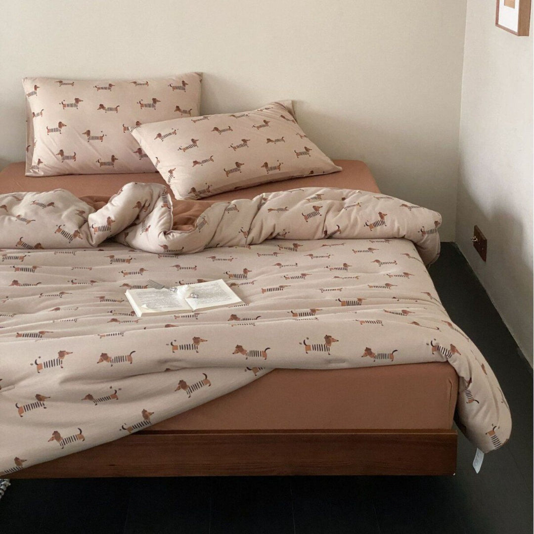 Gentle Dachshund Summer Quilted Blanket