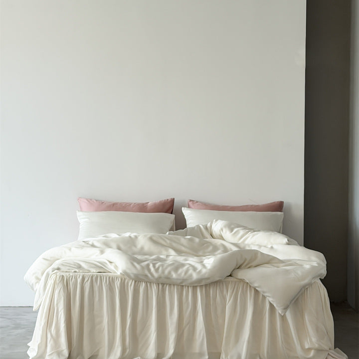 Ruffle Skirt Silky Bedding Set